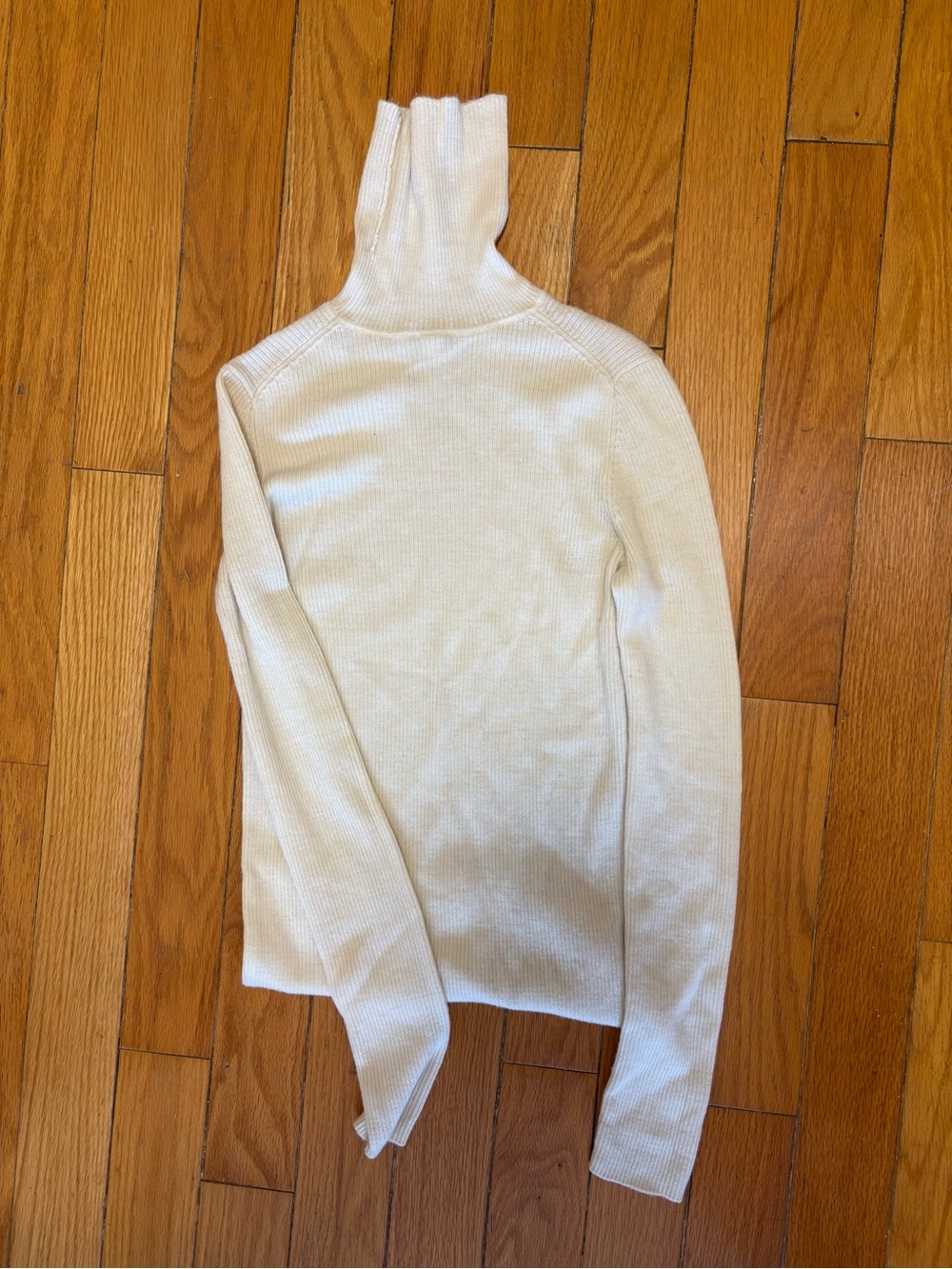 Uniqlo Cream Ribbed Turtleneck Sweater